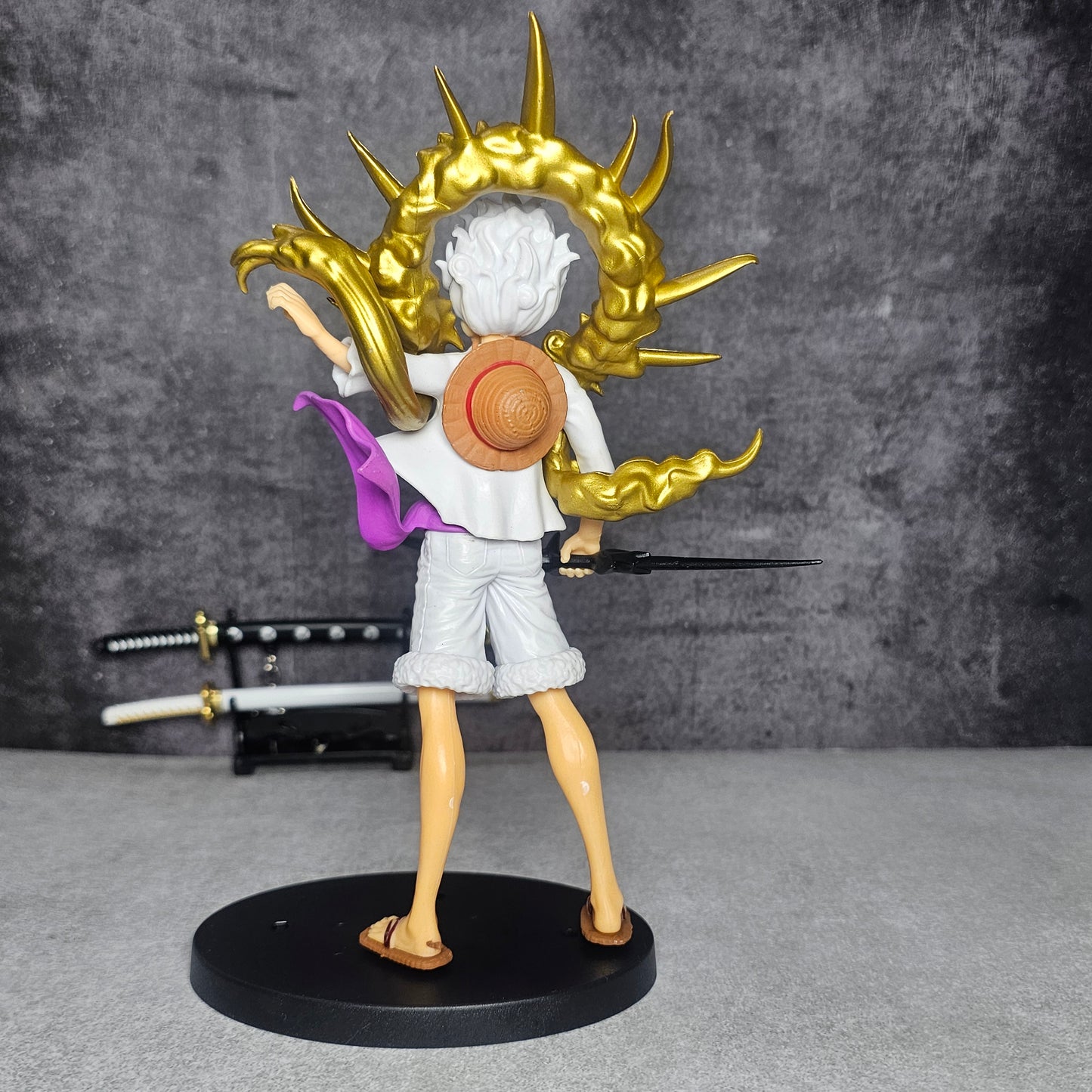 Ultimate Warrior Gear 5 Anime Figure (20 Cm)