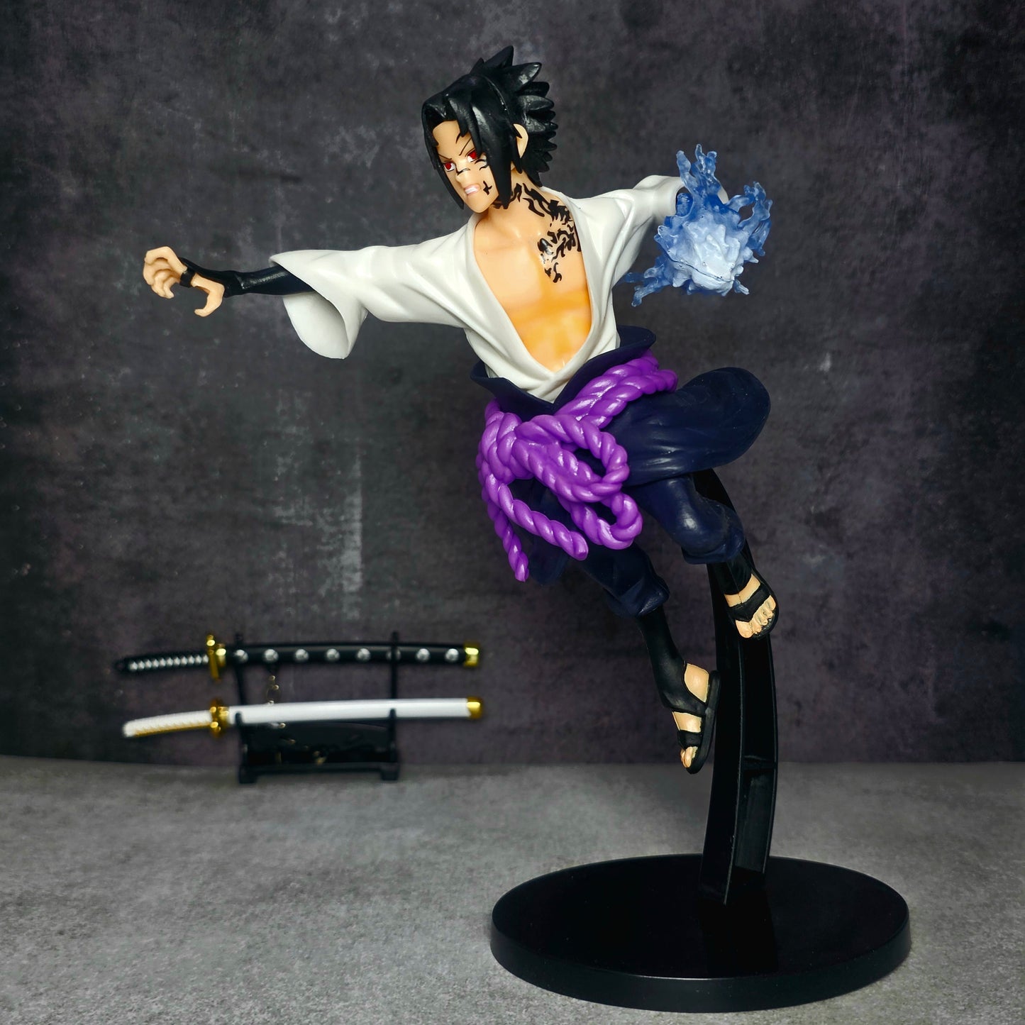 Revenge Warrior Battle Pose Anime Figure (25 Cm)