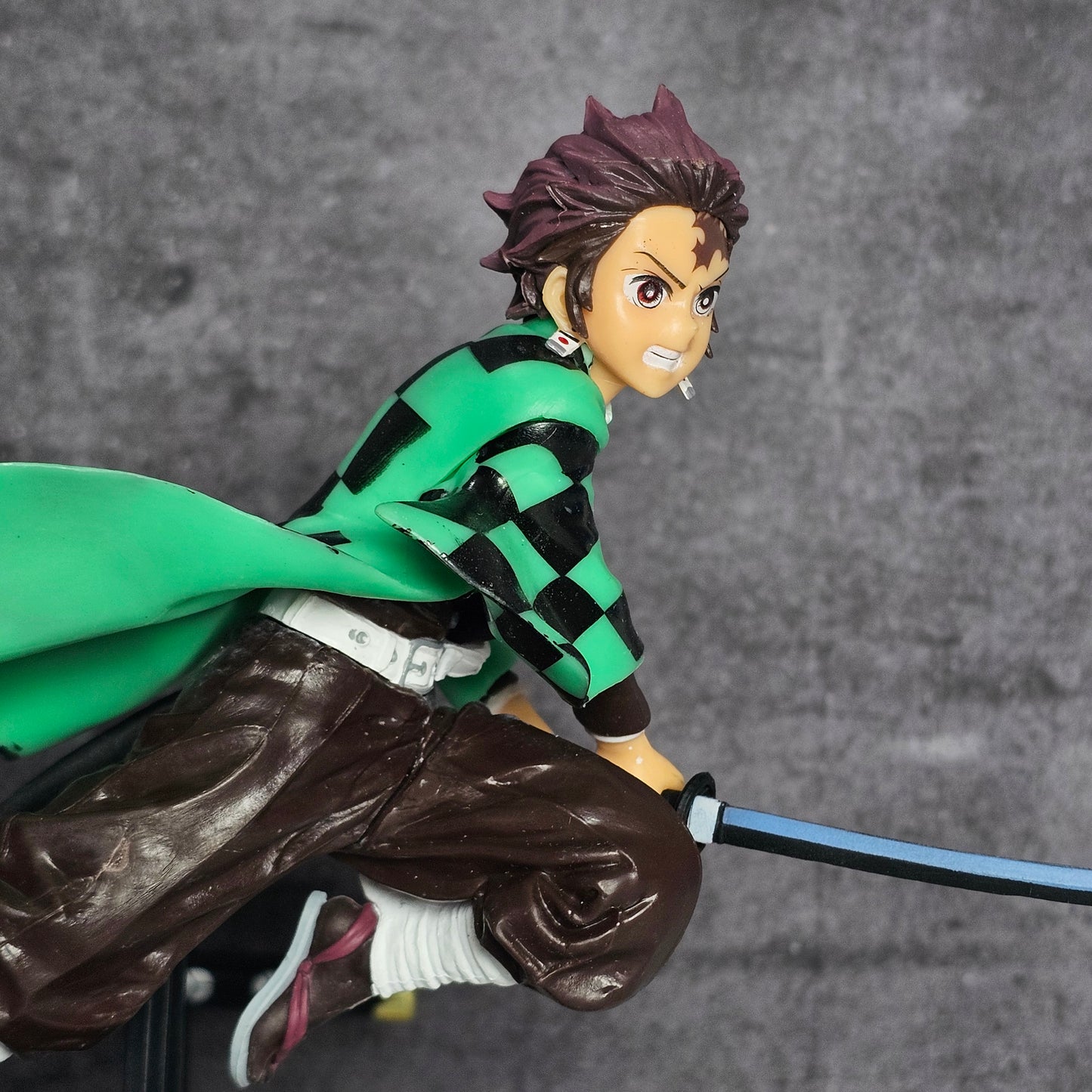 Demon Hunter Anime Figure (18 Cm)