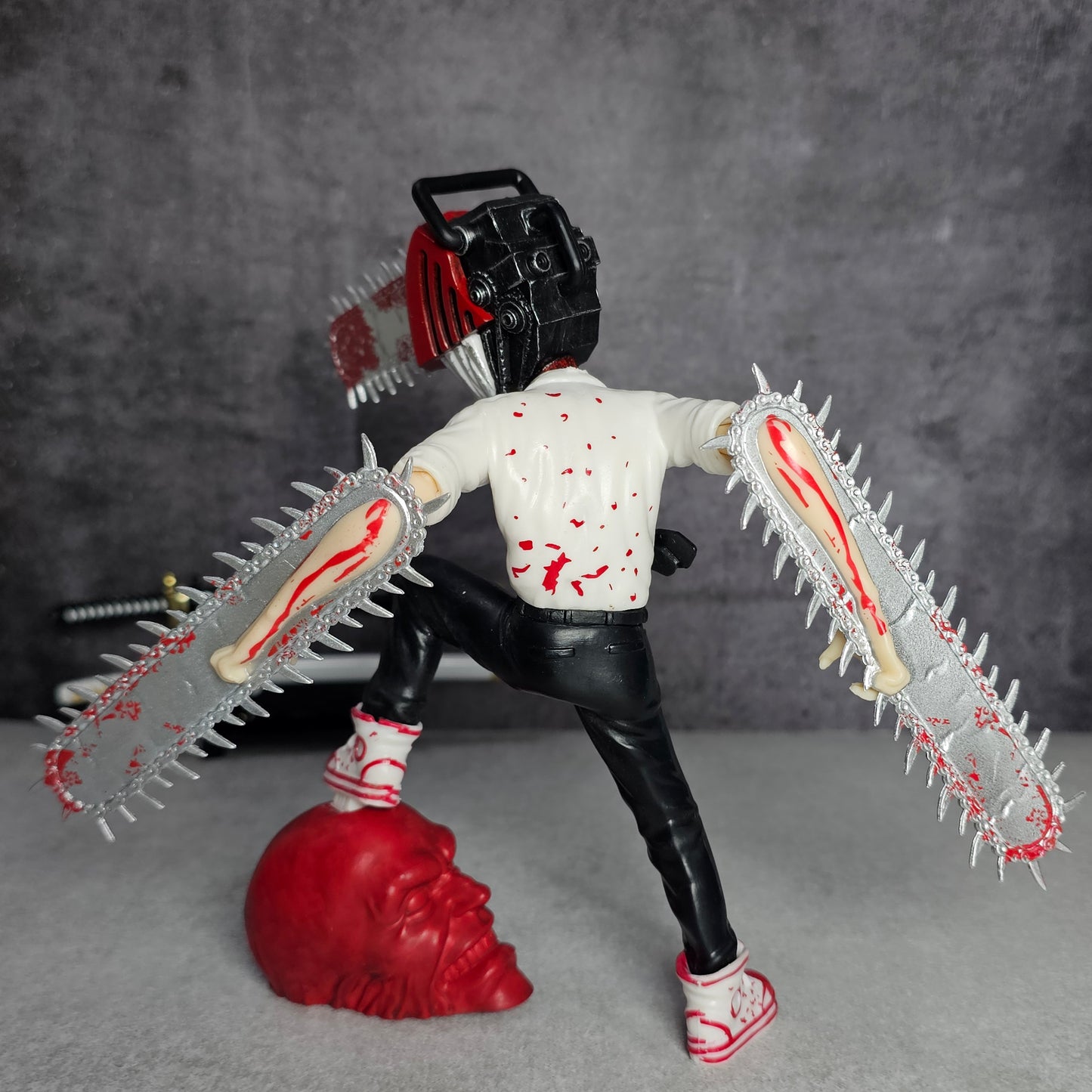 Chainsaw Hero Anime Figure (18 Cm)