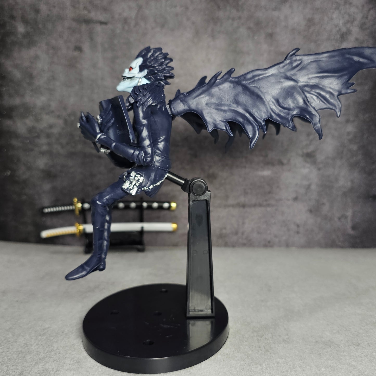 Mysterious Shinigami Anime Figure (22 Cm)