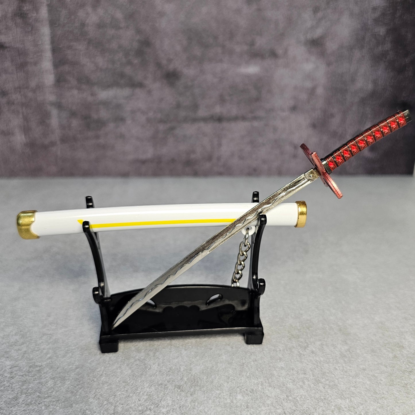 Katana Keychain (Yellow Line)