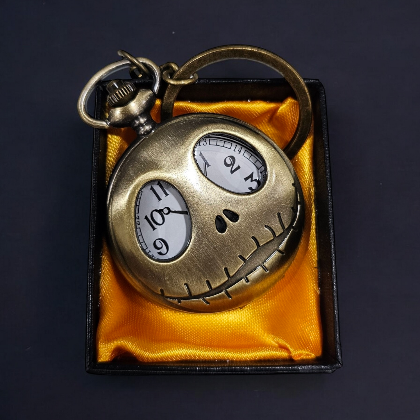 Skull Face Pocket Watch - Bold and Unique Timepiece