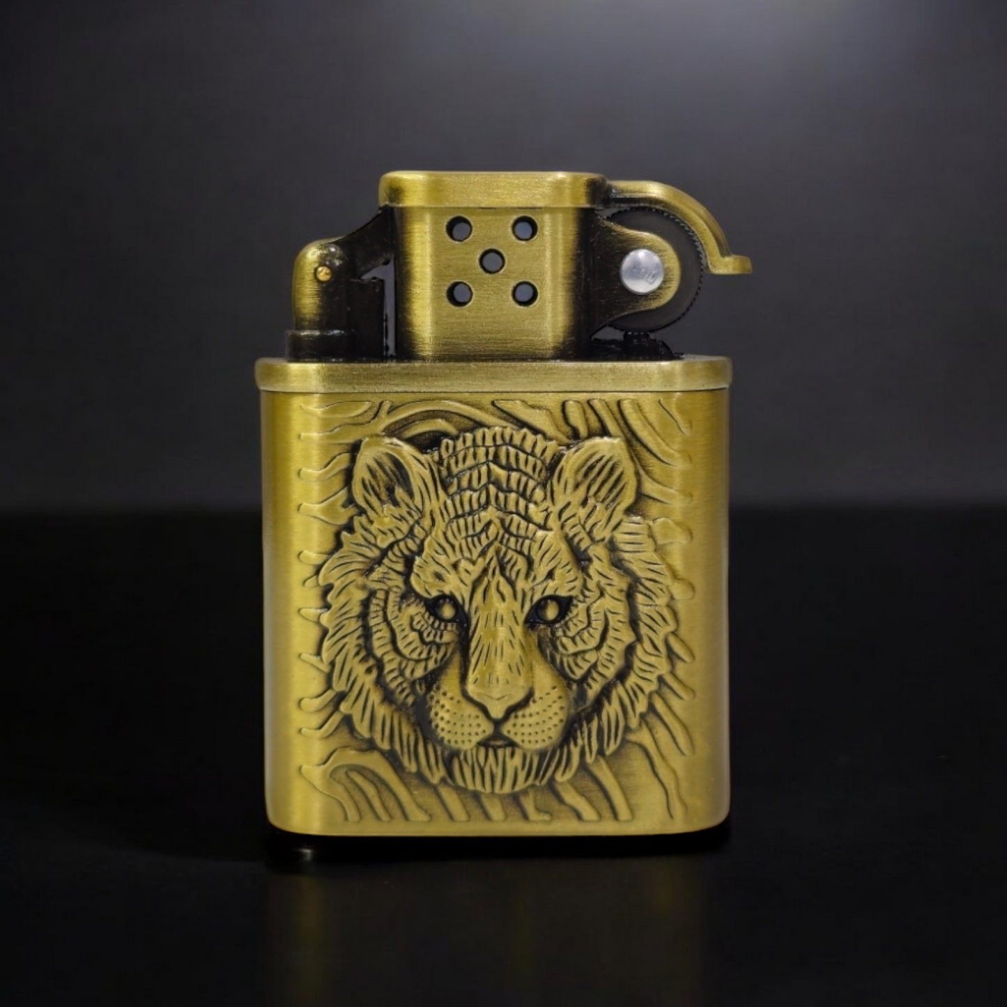 Classic Vintage Metal Lighter - Timeless Style for Every Generation